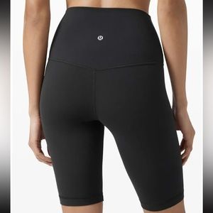 Lululemon 10” SHR Align Bike Biker Shorts NWT 6 + Lululemon shopping tote